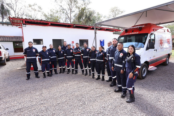 O serviço funciona 24 horas e conta com 14 profissionais, incluindo cinco técnicos de enfermagem, cinco enfermeiros e quatro condutores-socorristas – Foto: A. Frota