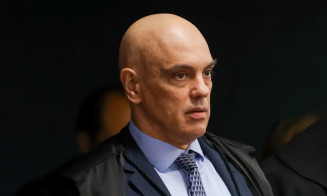 Moraes dá 48 horas para defesa de Bolsonaro explicar documento sobre pedido de asilo