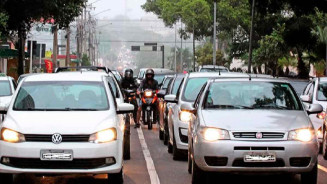 Prazo para licenciamento de veículos com placas 7 e 8 termina na sexta