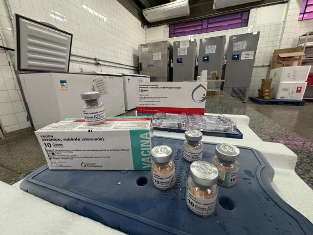 Vacina contra o sarampo está disponível nas Unidades Básicas de Saúde e Prefeitura de Dourados realiza “Dia D” para reforçar imunização. Foto: Helton Davis