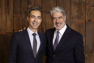 William Bonner anuncia saída do Jornal Nacional após 29 anos; César Tralli assume em novembro