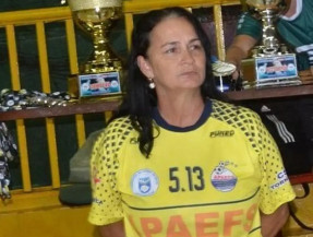 Figura muito conhecida em Dourados, Santa se dedicava há anos à formação de crianças e adolescentes por meio do esporte de base.
