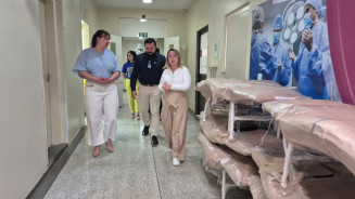 Lia Nogueira entrega equipamentos ao Hospital Regional de Dourados