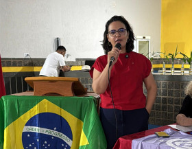 Deputada Gleice Jane cumpre agenda com entrega de emenda em Três Lagoas