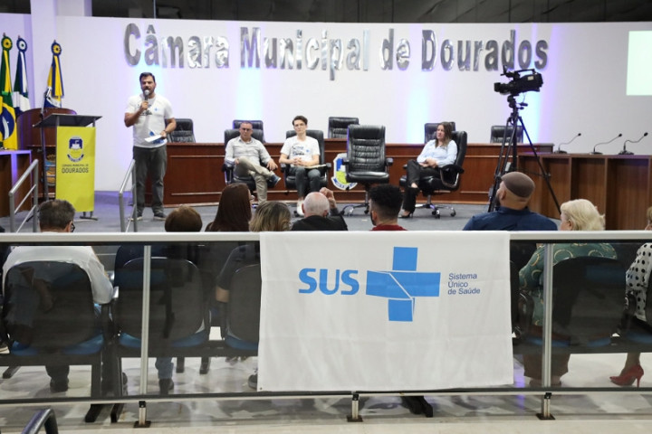 Vereadores durante solenidade de criação da Frente Parlamentar. Foto: F. Grott.