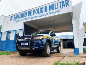 Idoso é agredido com pedaços de madeira e busca abrigo na sede da PM
