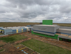 À esquerda na imagem está o Centro de Diagnóstico e à direita o Hospital Regional - Foto: Governo MS
