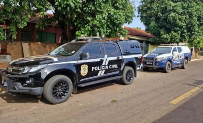 Momento em que polícia cumpria o mandado (PC/MS)