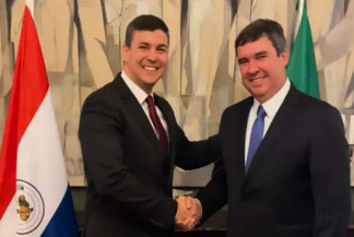 Presidente do Paraguai estará acompanhado do governador Eduardo Riedel - Foto: Divulgação