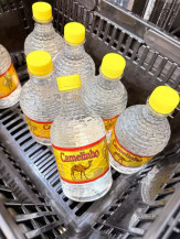 Bebida apreendida no local onde rapaz comprou o produto (Reprodução – Polícia Civil)