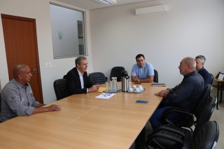 Durante a reunião desta sexta-feira, o promotor Luiz Eduardo se encontrou com representantes da Associação Sul-Mato-Grossense de Supermercados (Amas) e da Refriko, entregando formalmente a recomendação.