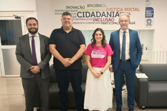 Rogério Yuri e o advogado João Waimer Moreira Filho, estiveram em Campo Grande para uma audiência com a secretária estadual de Cidadania, Viviane Luiza da Silva. (Foto: Assessoria)