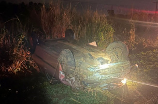 Carro conduzido por Odair capotou e ele morreu - Foto: Ligado Na notícia