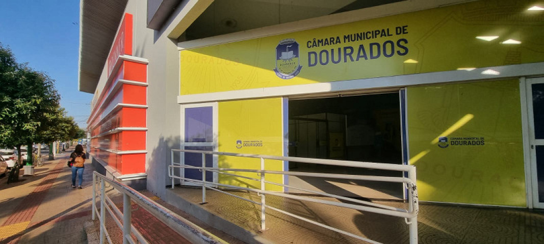 Os novos gastos da Câmara contrastam com o decreto de contingenciamento de despesas publicado em agosto pela prefeitura, que determinou cortes em combustíveis, diárias e outros gastos administrativos
