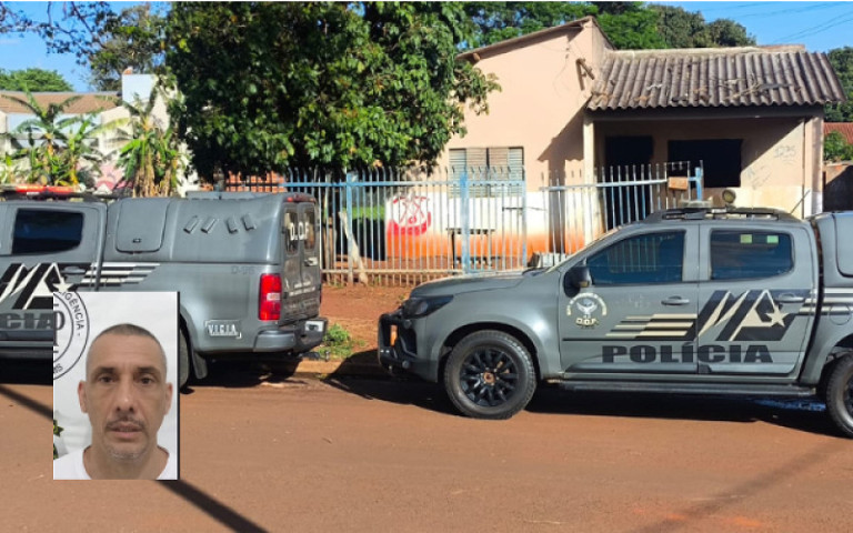 Viaturas do DOF em frente à casa, onde Marcelo foi encontrado; Foto: Sidnei Bronka/Ligado Na Notícia