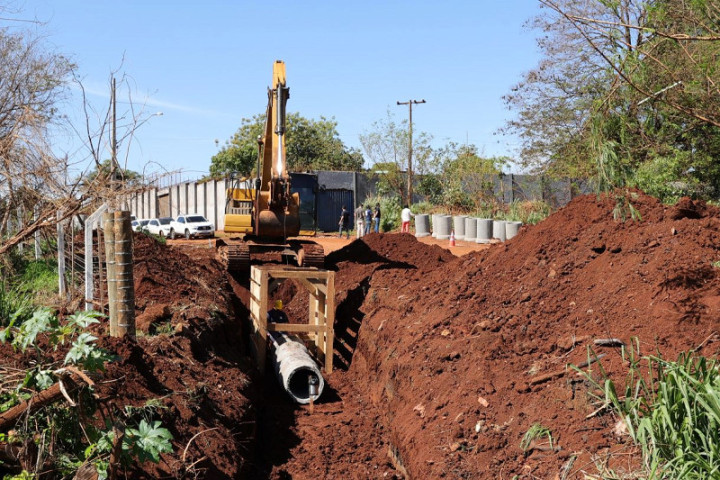 Com previsão de conclusão até fevereiro de 2026, o conjunto de obras representa mais um passo na política de revitalização urbana conduzida pela administração municipal. Foto: A. Frota