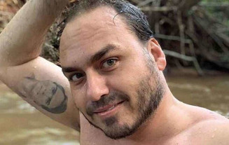 Carlos Bolsonaro confirma pré-candidatura ao Senado por Santa Catarina