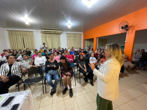 Lia Nogueira reforça compromisso com inclusão e famílias atípicas durante visita à Apae