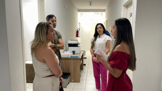Lia Nogueira visita Delegacia da Mulher e destaca impacto do atendimento 24h em Dourados