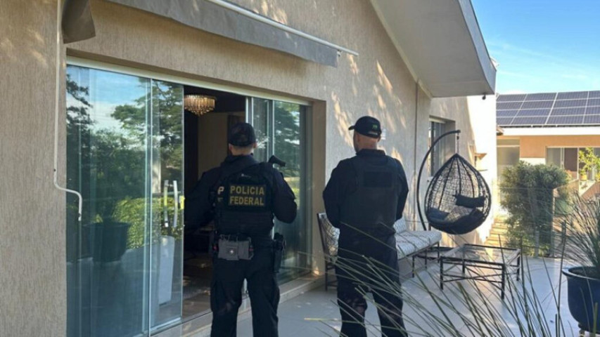 Foram cumpridos 14 mandados de busca e apreensão, além de três prisões preventivas. (Foto: Divulgação Polícia Federal)