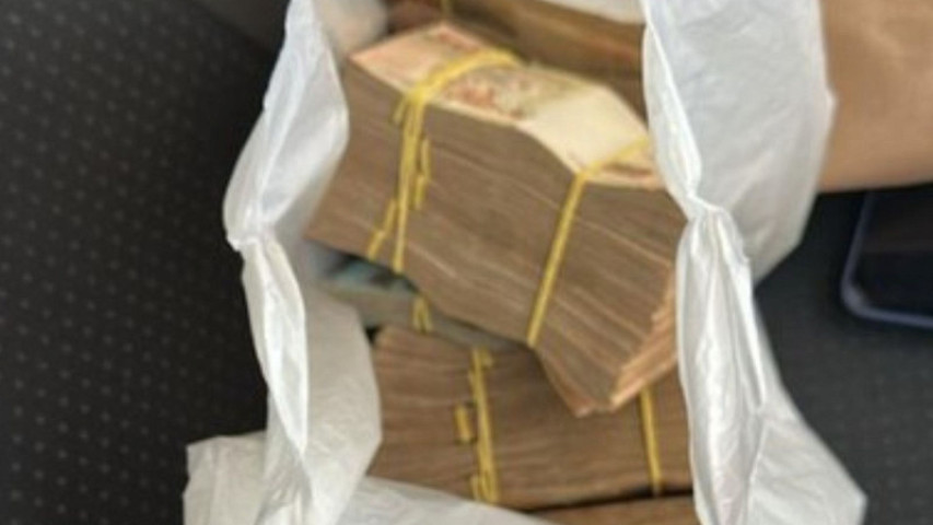 Dinheiro foi apreendido. (Foto: Divulgação PF)