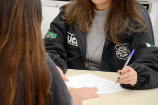 TCE-MS cria programa e garante vagas para mulheres vítimas de violência em contratos de serviços