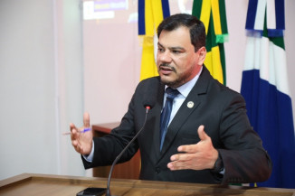 Vereador Marcelo Mourão (PL) em sessão ordinária da Câmara Municipal de Dourados (Foto: F. Grott/CMD)