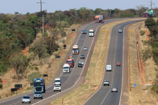 BR-163 deve receber quase 800 mil veículos no Natal e Ano Novo em MS