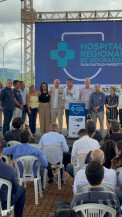 No aniversário de Dourados, Lia Nogueira celebra início das atividades do Hospital Regional