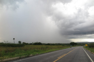 Segunda-feira terá calor, chuva e risco de tempestades em Mato Grosso do Sul