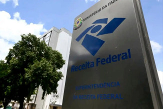 Receita Federal nega taxa sobre transferências acima de R$ 5 mil