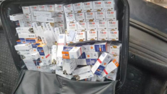 Medicamentos apreendidos com a estudante de medicina (Foto: Reprodução)