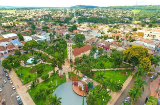 Imagem aérea da praça São José de Cassilândia