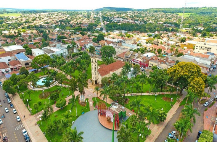 Imagem aérea da praça São José de Cassilândia