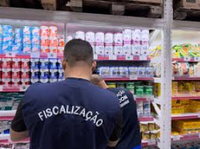 Criança internada leva Vigilância Sanitária a reforçar fiscalização sobre fórmulas infantis