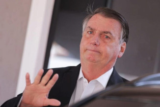 Bolsonaro vai para papudinha, determina Xandão