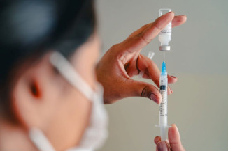 Vacinação contra bronquiolite em crianças prematuras ou com comorbidades já estão disponíveis nas UBSs de Dourados. Divulgação/Assecom