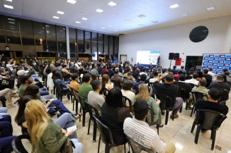 Sistema Aprova Digital foi apresentado aos profissionais e engenharia e arquitetura, que agora receberão capacitação sobre o Habite-se Autodeclaratório. Fotos – A. Frota