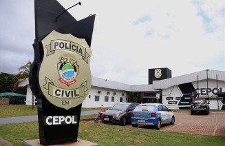 Motorista é preso após manobras perigosas que colocaram esposa grávida em risco