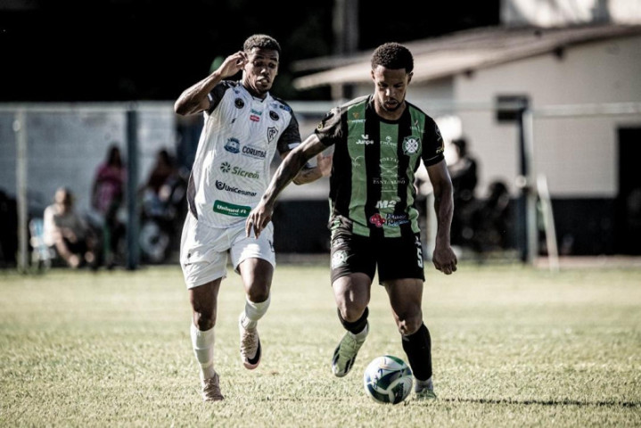 Jogo no Noroeste teve gols apenas na etapa final e terminou igual (Foto: Vinícius Eduardo/@eduardofotoms)