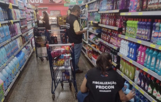 Pesquisa do Procon revela variação de até 307% em itens da cesta básica em Dourados