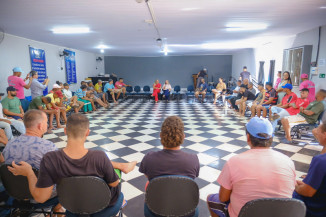 Entre histórias de recomeço, Lia Nogueira entrega emenda a projeto que resgata vidas