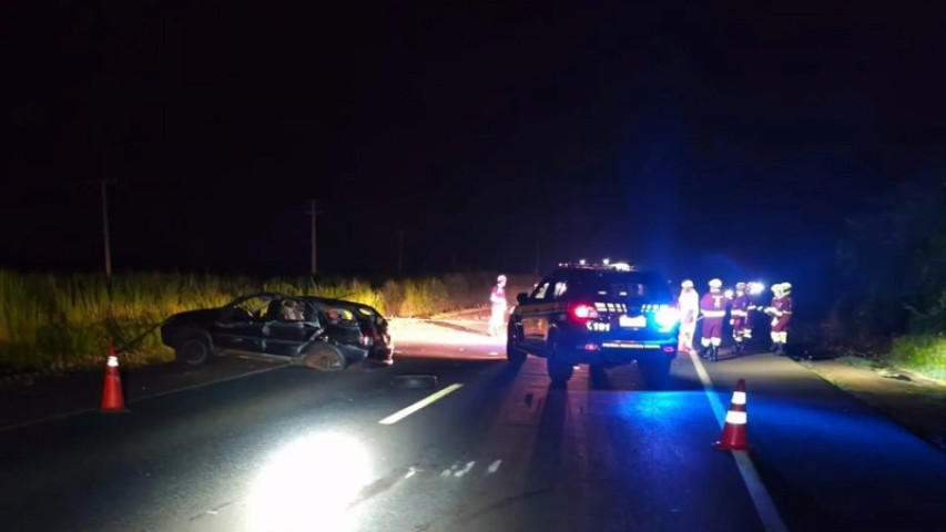 Motorista ainda foi atropelado por um caminhão. (Reprodução)