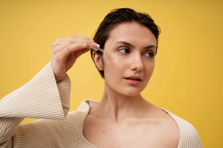 7 hábitos de skincare para pele saudável e sustentável