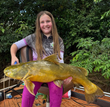Isadora exibe peixão - Foto: Arquivo Familiar