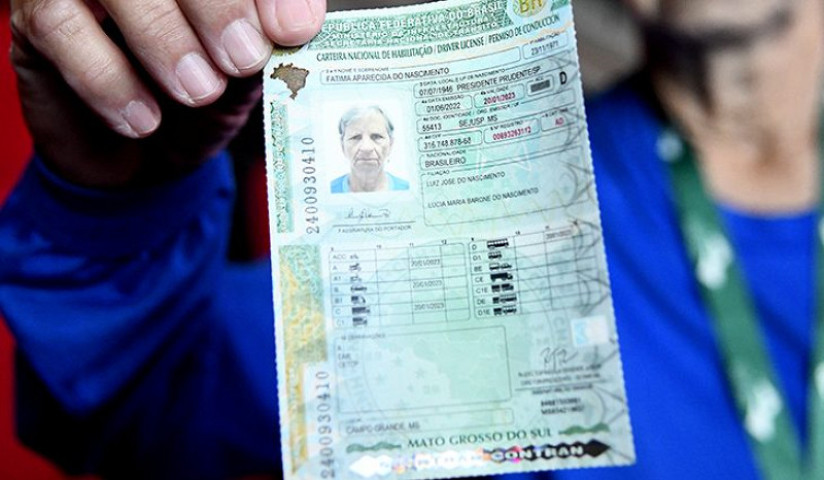 Para ter acesso à renovação automática, o motorista precisa estar inscrito no Registro Nacional Positivo de Condutores (RNPC), que reúne condutores com bom comportamento no trânsito - Foto: Bruno Rezende