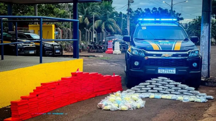 Apreensão de drogas feitas pela PRF. (Foto: Divulgação/ PRF)