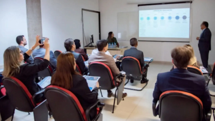 Apresentação do TCE-MS (Mary Vasques, TCE-MS)