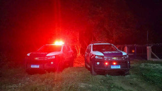 Com ele, foram encontrados um relógio, uma pulseira feminina dourada e a arma. (Ribas Ordinário)
