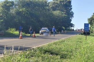 Motociclista morre ao bater de frente com caminhonete em Caarapó - Foto: Wander Ferreira